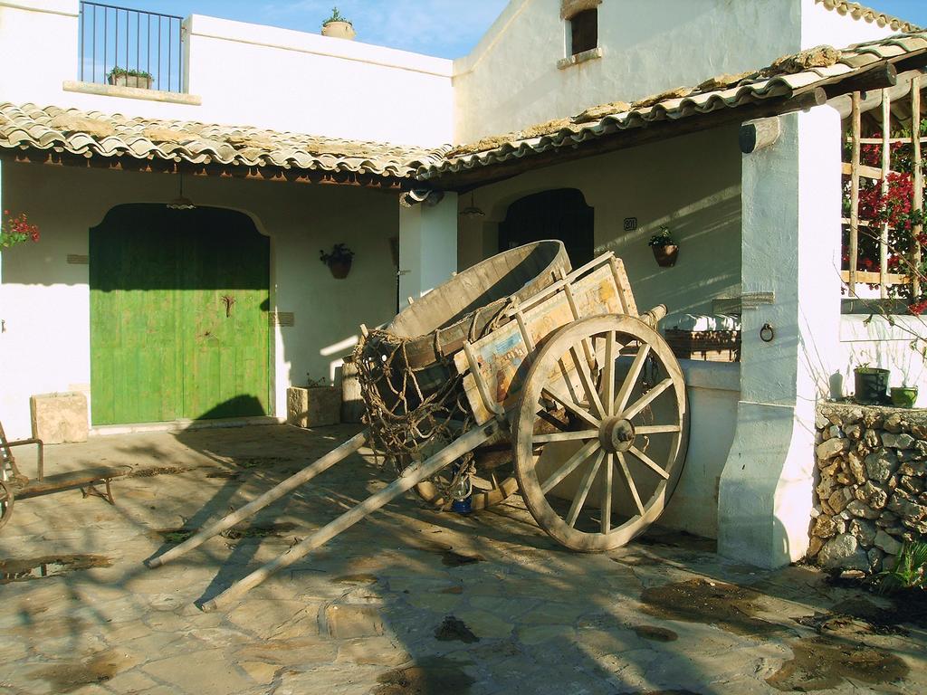 Casale Stagnone Guest House Marsala Bagian luar foto