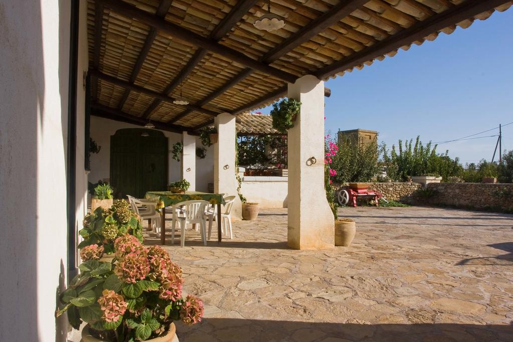 Casale Stagnone Guest House Marsala Bagian luar foto